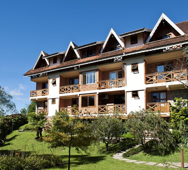 1. Externa Apartamentos